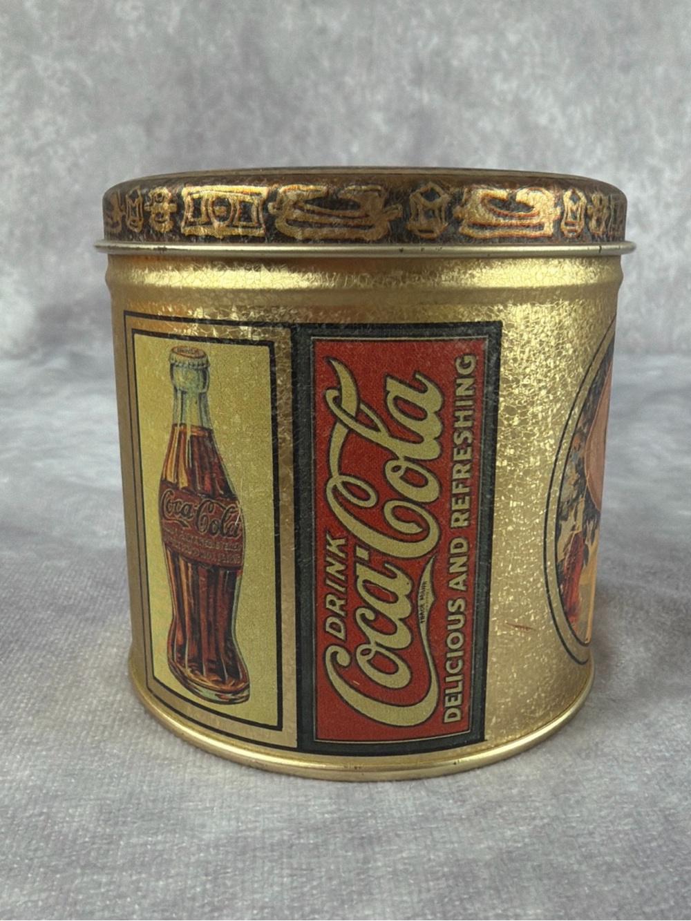 Vintage 1984 Bristol Ware Coca-Cola Gibson Girl Round Lidded Tin Gold Coke